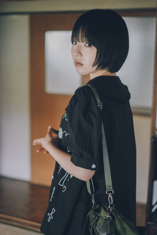 Cats Line Doll Coller Shirt
