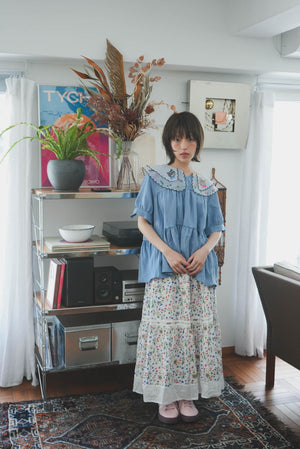 Cat head colorful floral lace collar top