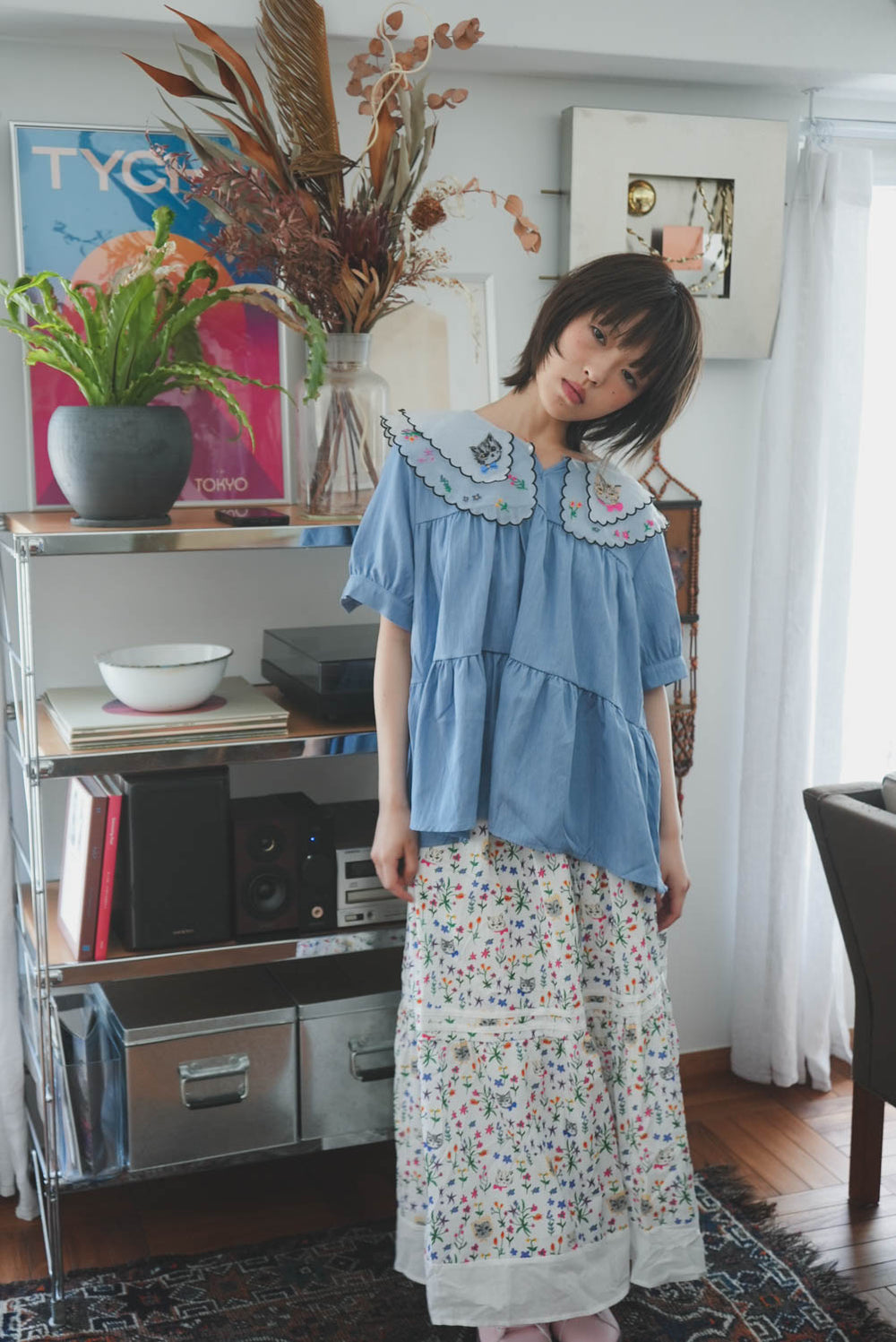 Cat head colorful floral lace collar top