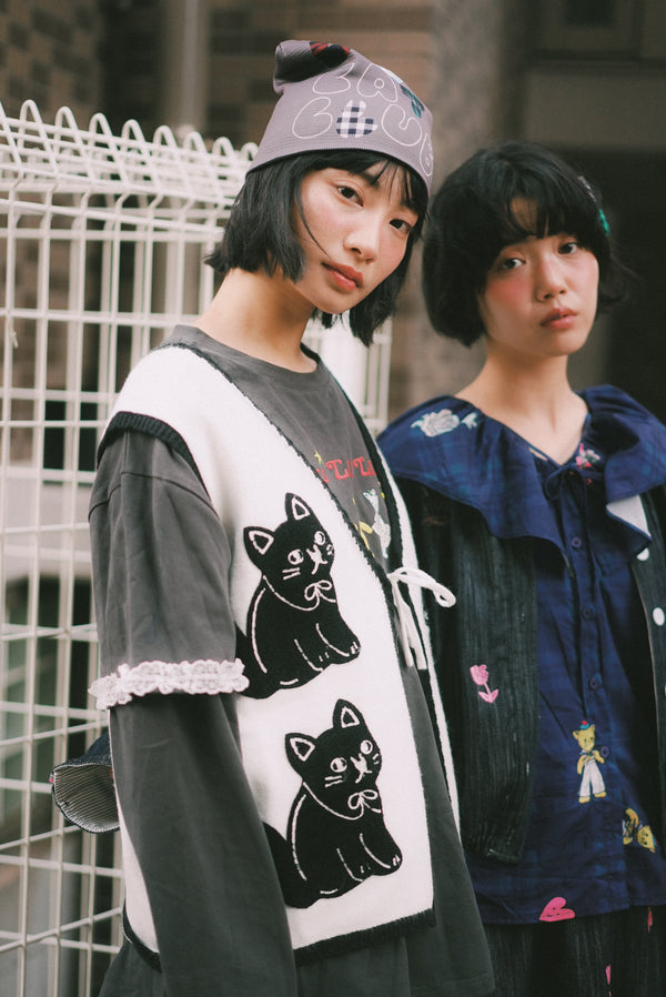 Paper cat doll plaid ruffle collar top