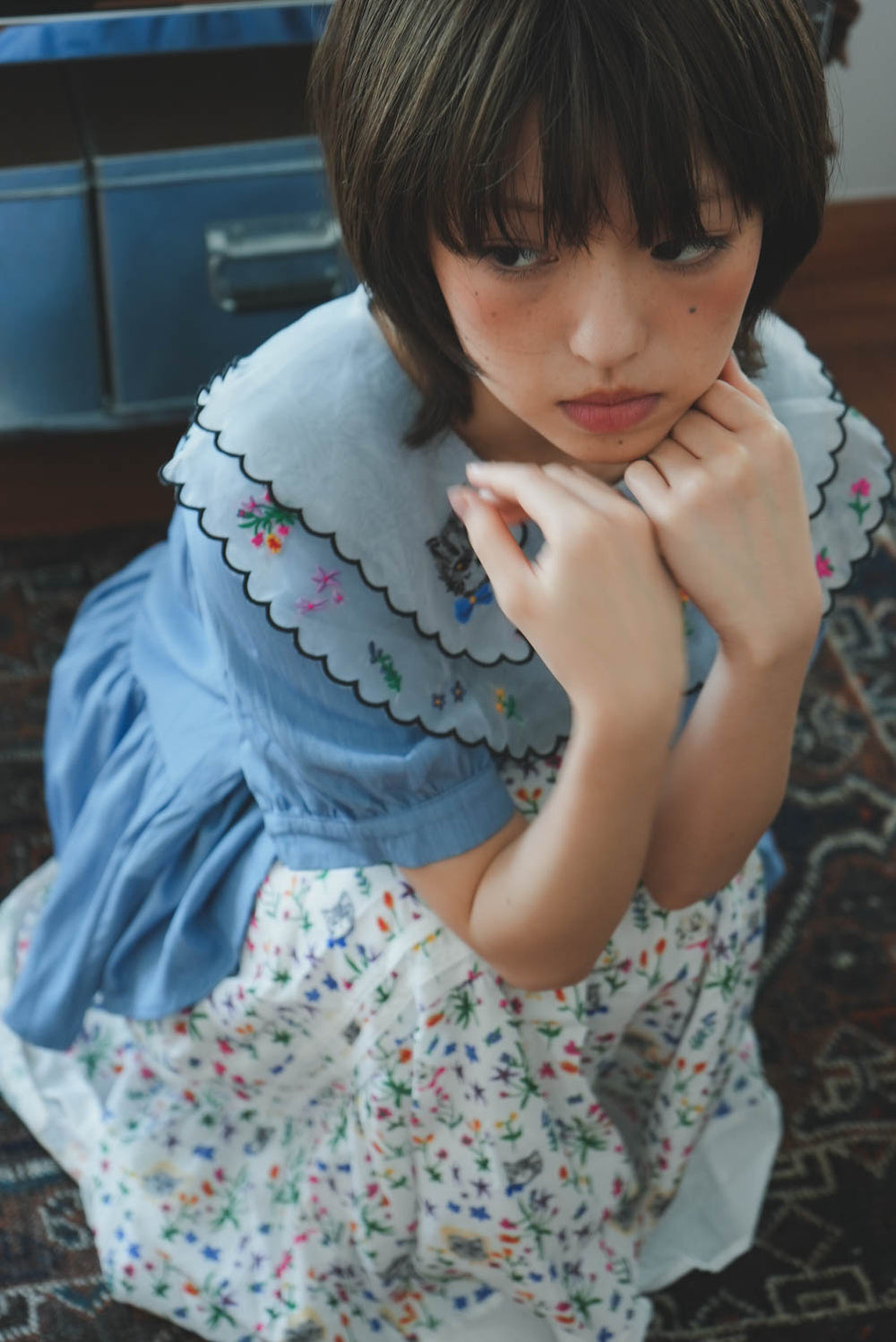 Cat head colorful floral lace collar top