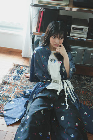 Cat head colorful floral embroidered oversized top