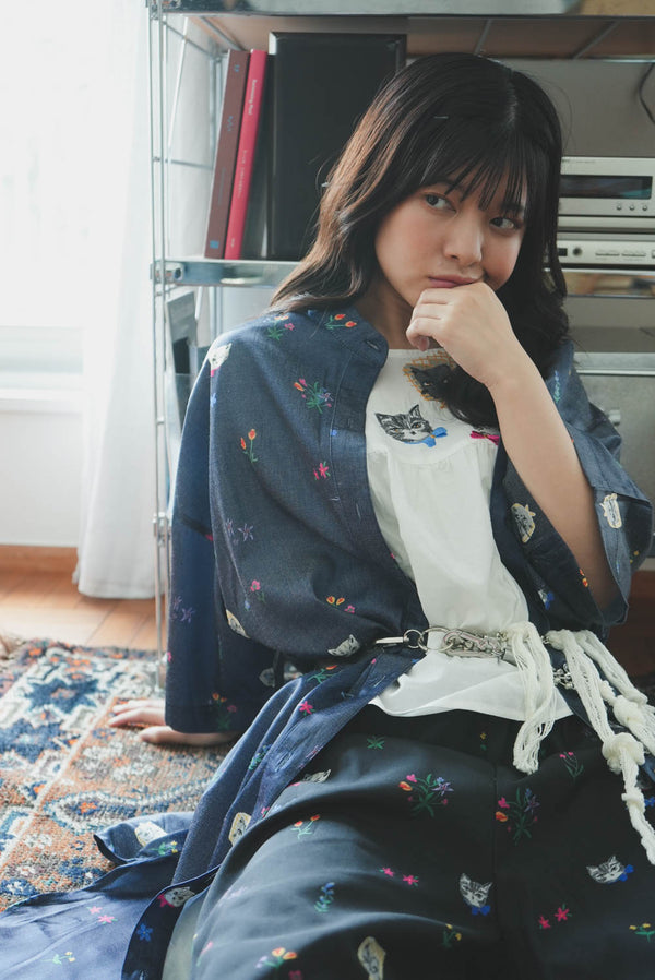 Cat head colorful floral embroidered oversized top