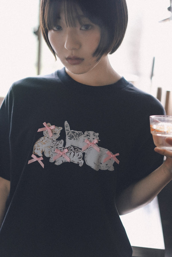 Four kittens with small bows Tee