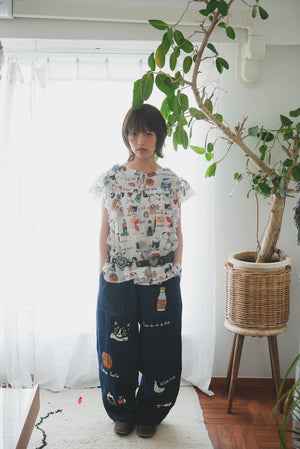 Cat Nordic Travel Guide Embroidered Balloon Trousers