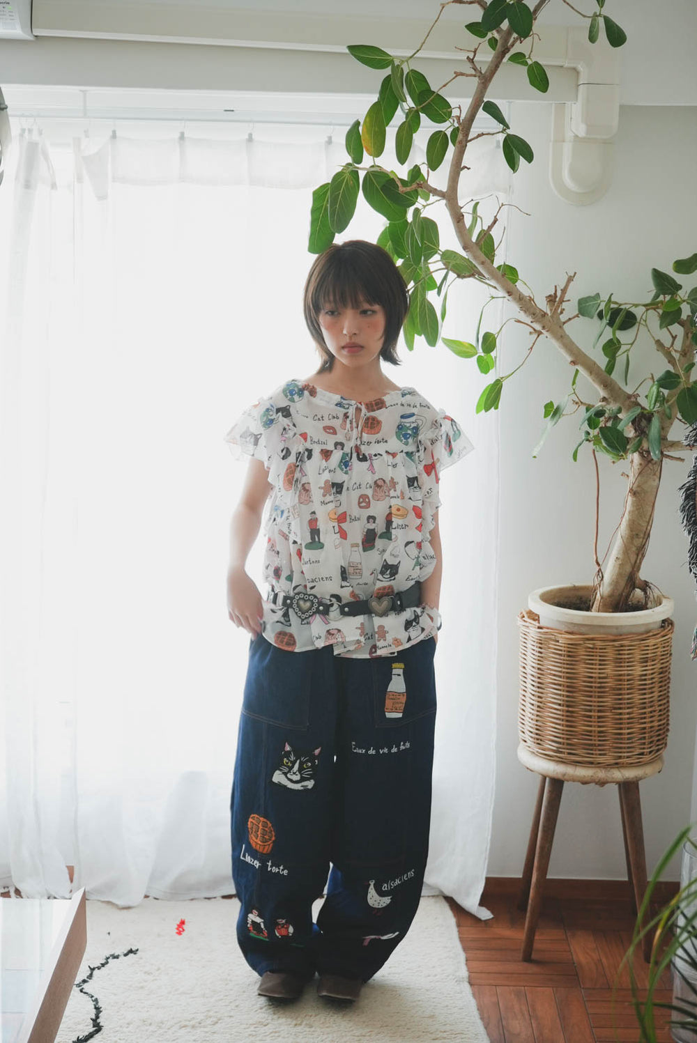 Cat Nordic Travel Guide Embroidered Balloon Trousers