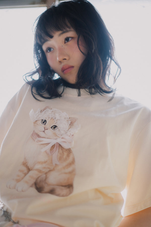 Lace Bow Cat Tee