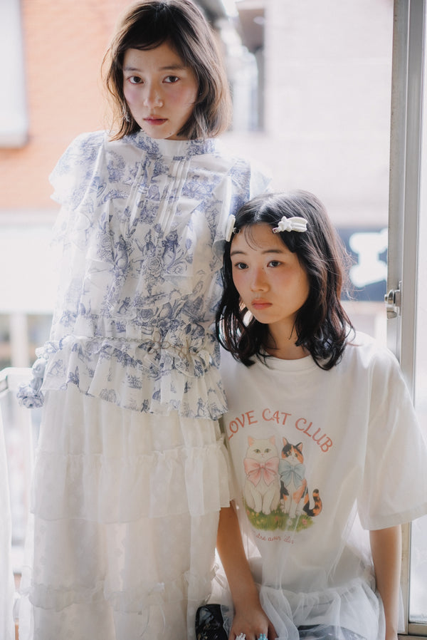 Afternoon Tea Cat Vintage Print Ruffle Top