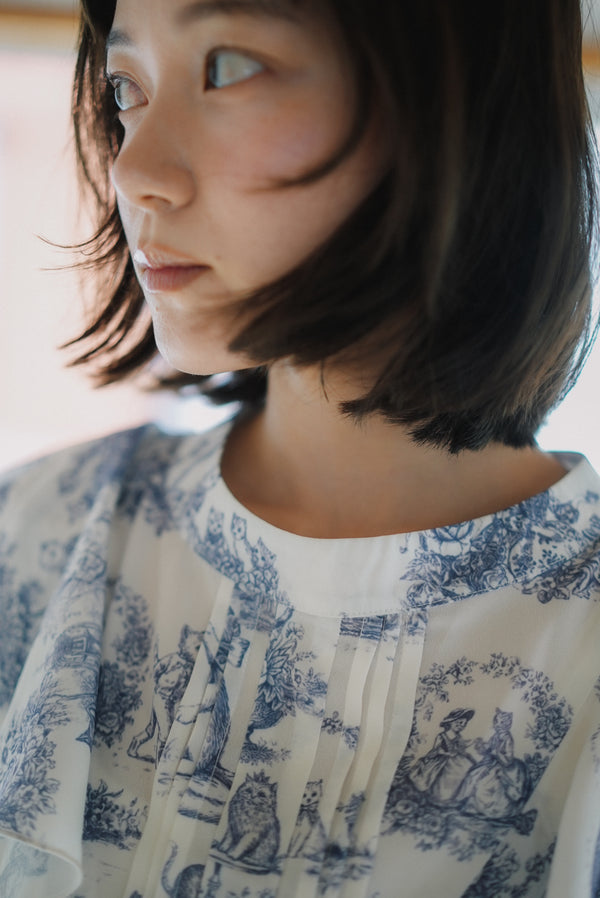 Afternoon Tea Cat Vintage Print Ruffle Top