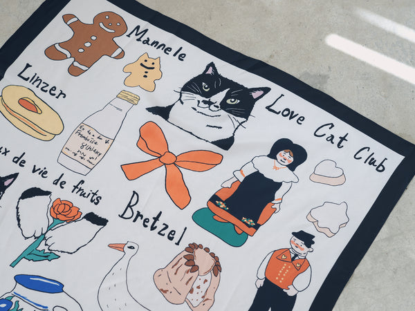 70x70 Scarf (Cat Nordic Travel Guide)