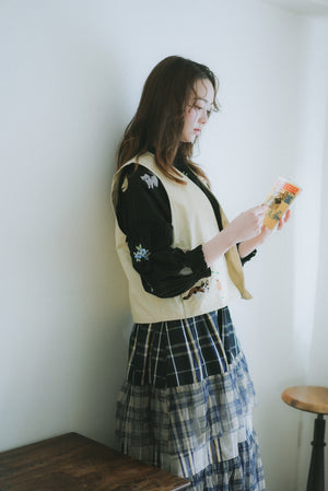 Four-color cat floral print RUFFLE collar T-shirt