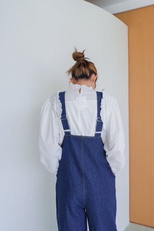 Washed cotton ruffle shoulder shirt