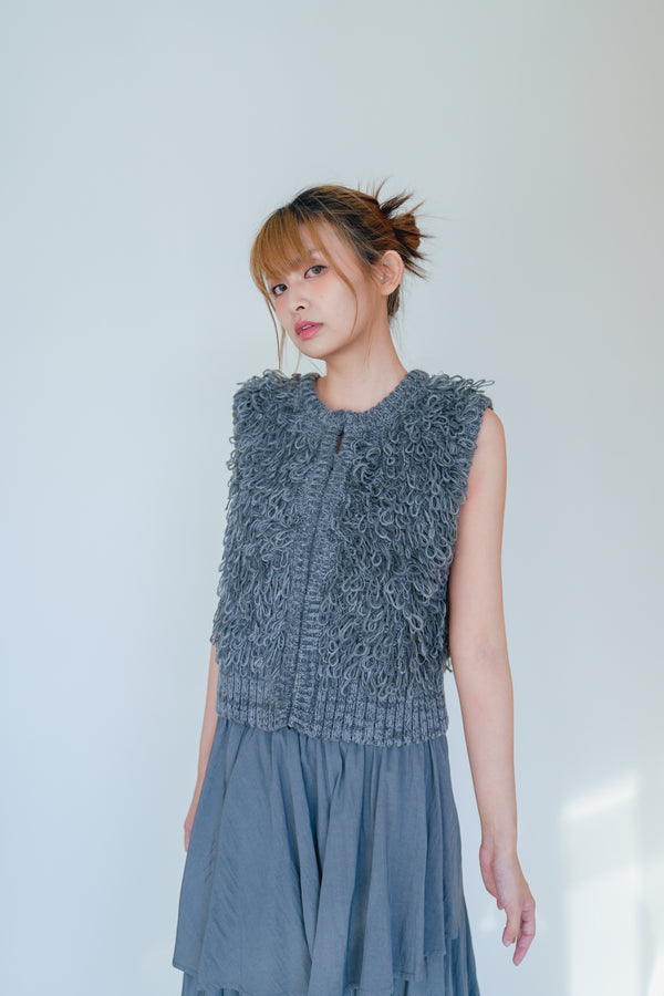Recycled polyester fringed vest