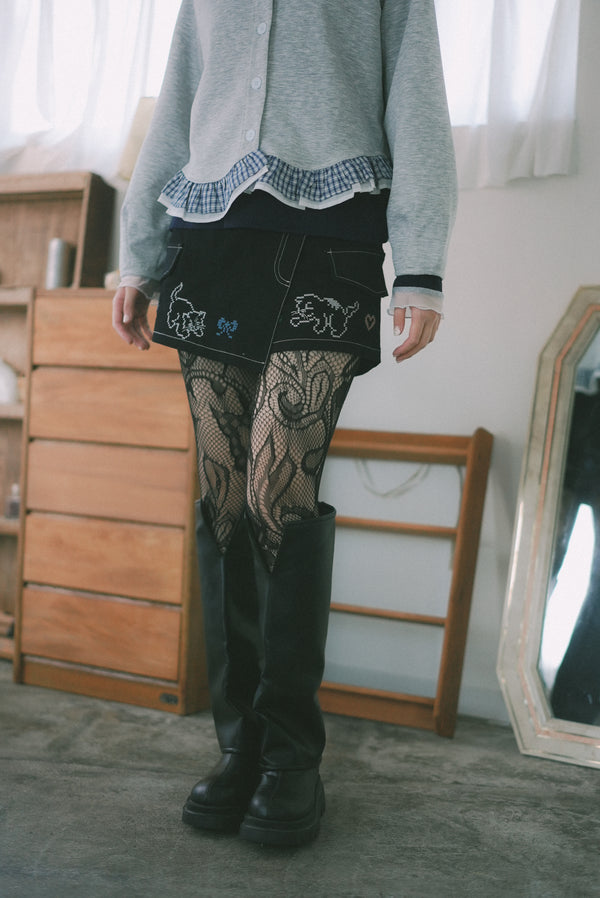 Cross-stitch cat embroidery shorts