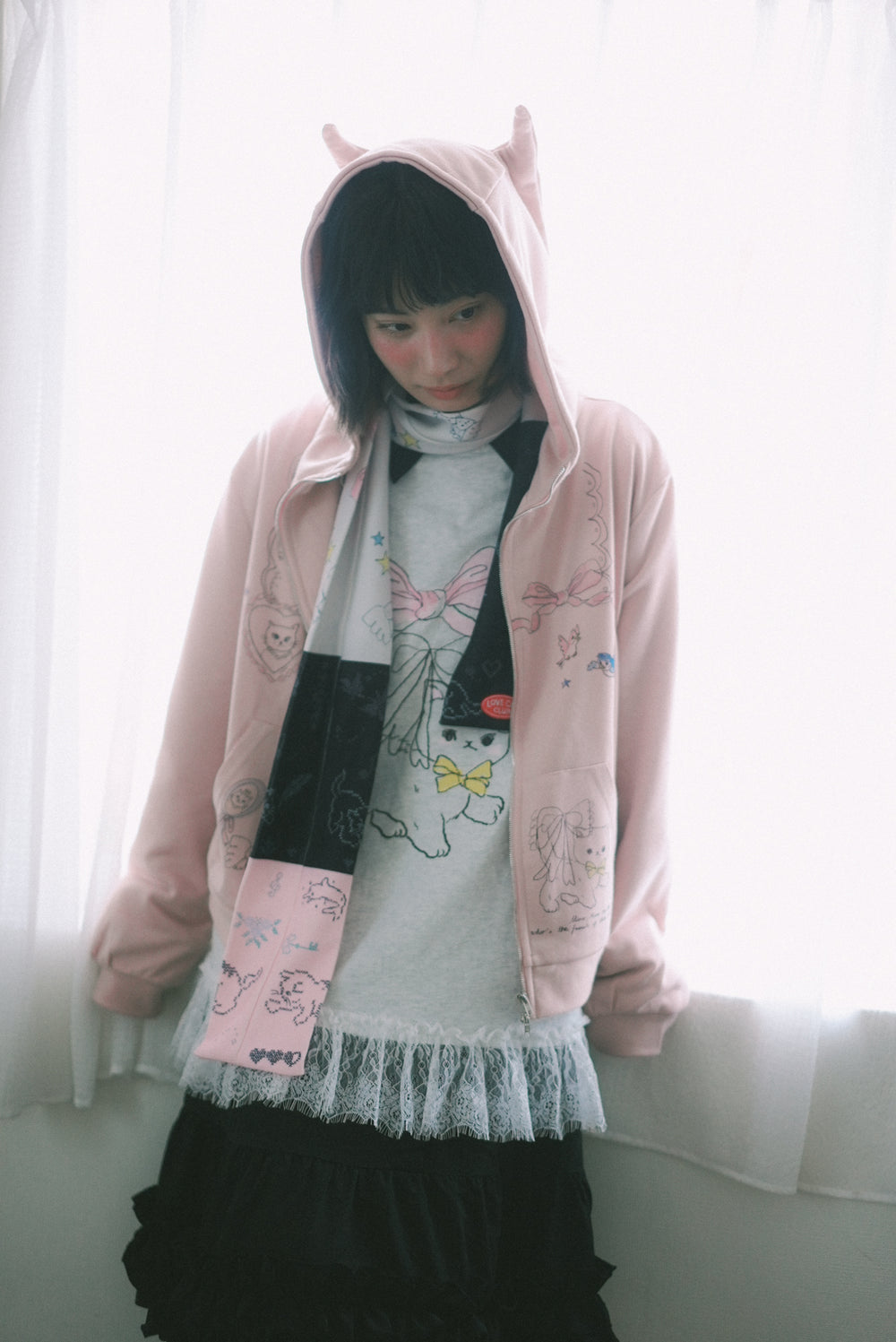 LCC Paradise Lace Hem Long-Sleeve T-Shirt