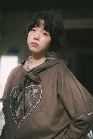 Retro cat-print heart-shaped sweatshirt jacket