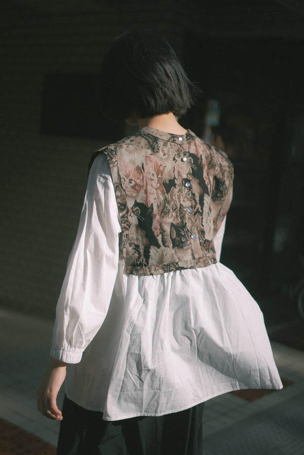 Retro cat-print knotted vest top