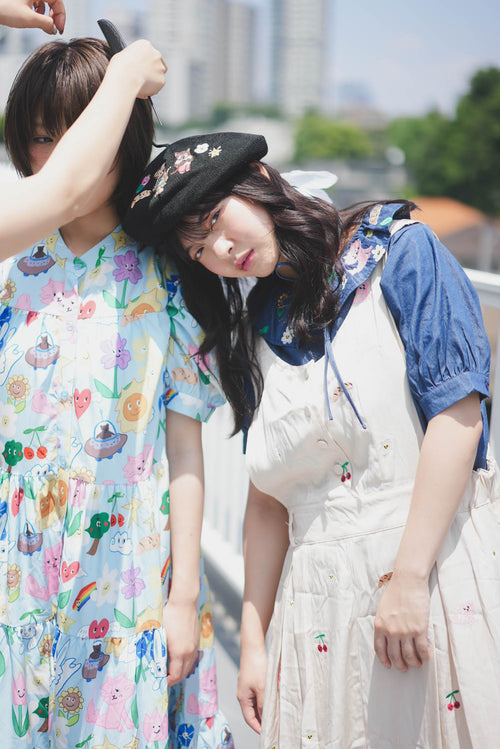 Sunny Cat Island embroidered crew neck denim shirt