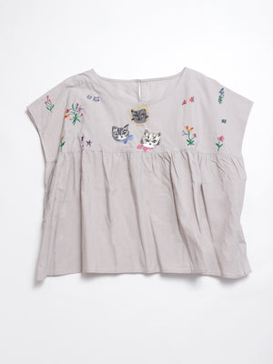 Cat head colorful floral embroidered oversized top