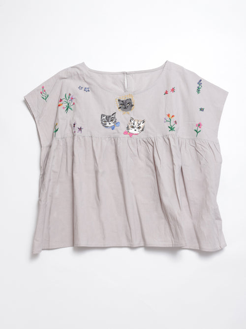 Cat head colorful floral embroidered oversized top
