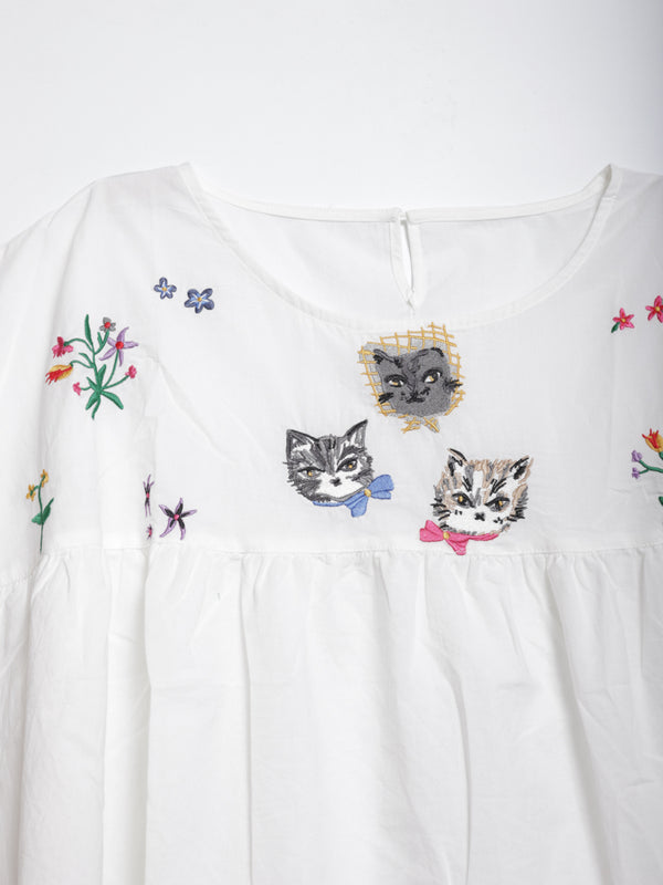Cat head colorful floral embroidered oversized top