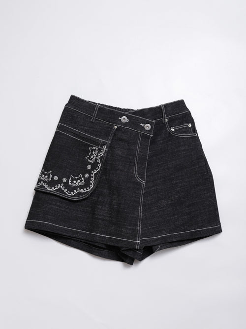 Denim culottes with cat embroidery bag