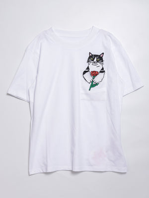 Black and white cat Gift for you Pocket Tee
