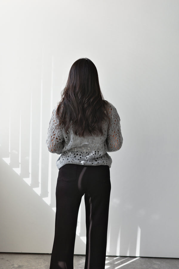 Hollow color crew neck cardigan