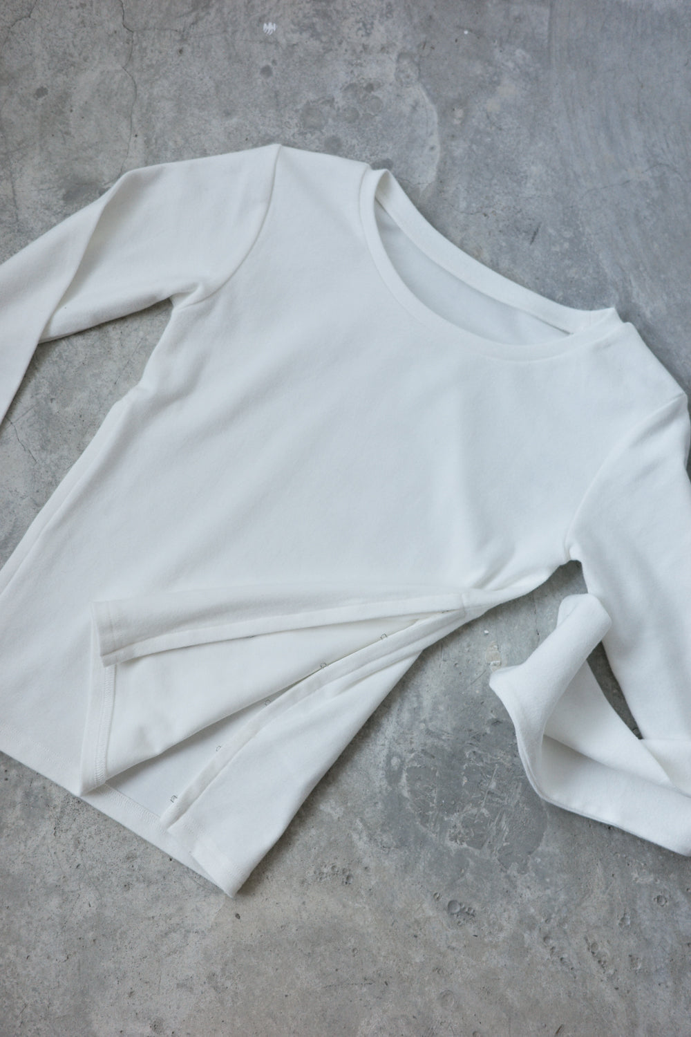 Smooth Knit Side Hook Pullover