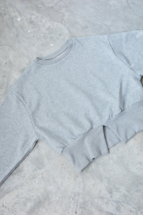 Wool center slit pullover