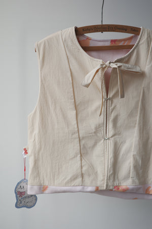 Nordic orange cat knotted plush vest