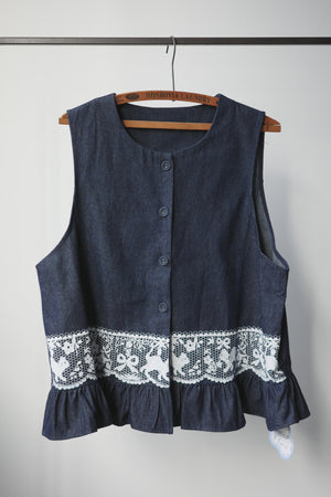 Lace Cat Print Vest