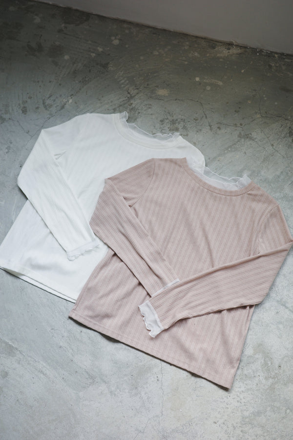 long-sleeved top with gauze collar