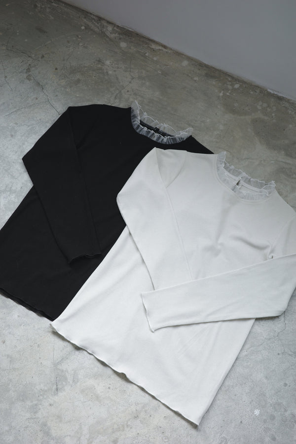 Glittery collar long-sleeved top