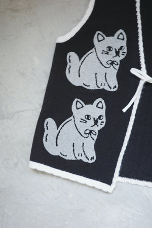 Four-Cat Baby Embroidered Vest