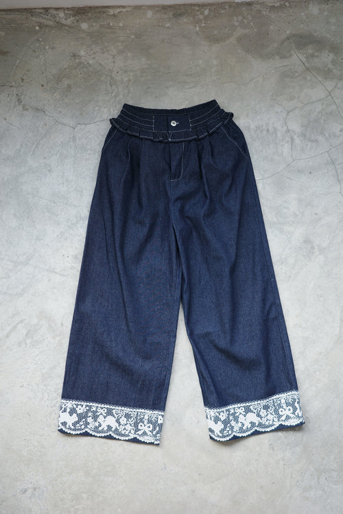 Lace cat print ruffled trousers