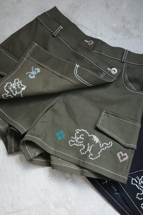 Cross-stitch cat embroidery shorts