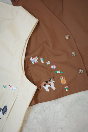 Garden Cat Embroidered Pocket Vest