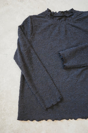 Patterned RUFFLE collar long-sleeved top