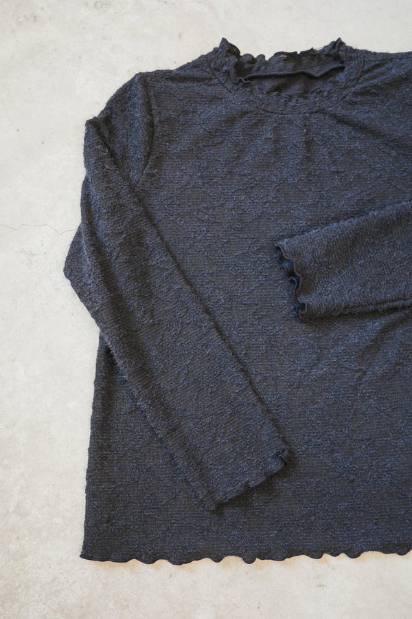 Patterned RUFFLE collar long-sleeved top