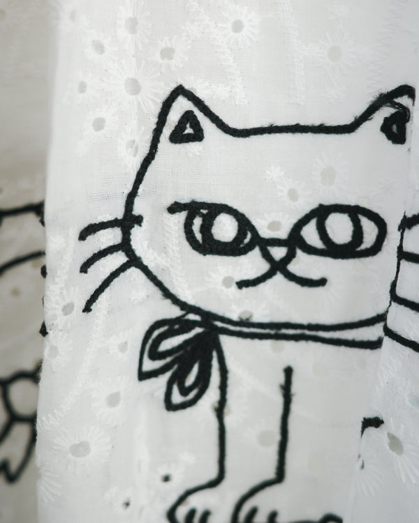 Cat髮夾廁紙線條刺繡通花上衣