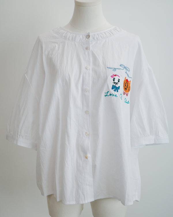 LCC貓頭刺繡排鈕上衣
