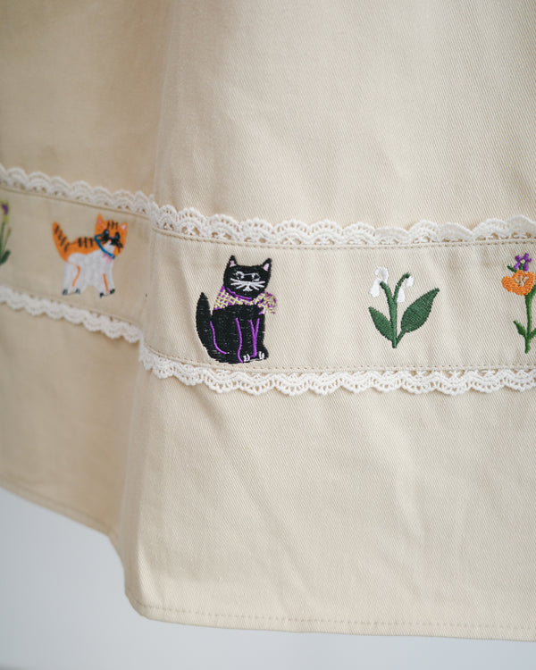 LCC花和貓刺繡排列半裙