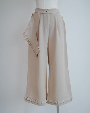 Detachable Ruffle Trousers