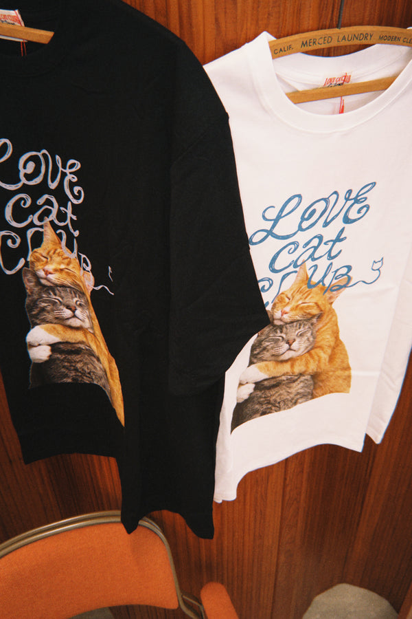Unisex Tee (Back Hug Cats)